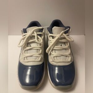 Jordan retro 11 low Sneakers - White and Navy